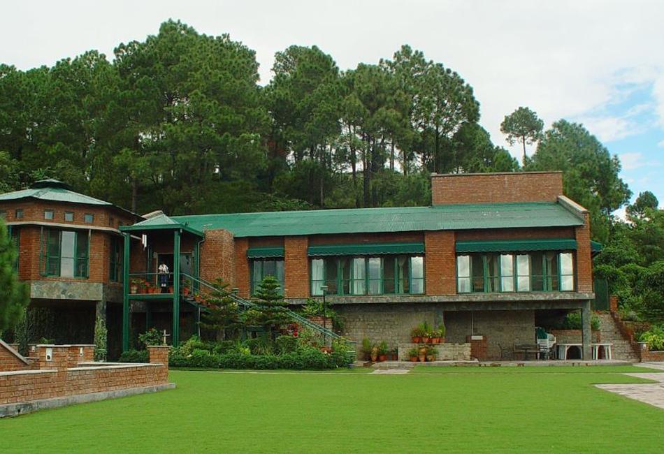 Baikunth Resort, Kasauli