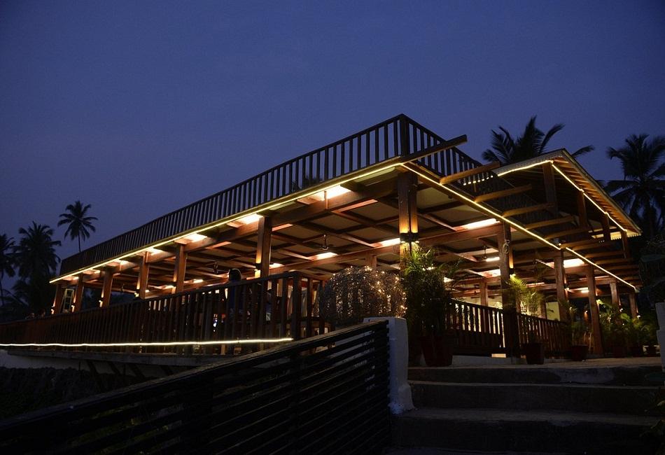 La Cabana Beach &amp; Spa Resort - New Year Package 2023